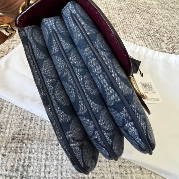 Coach Blue Shoulder Bag with Signature Design - Picture 8 of 14